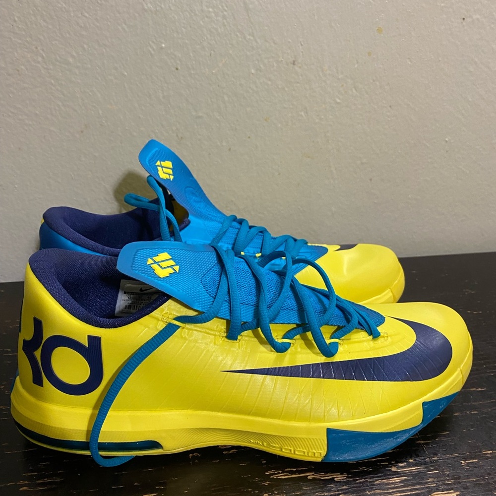 Ad blue n yellow